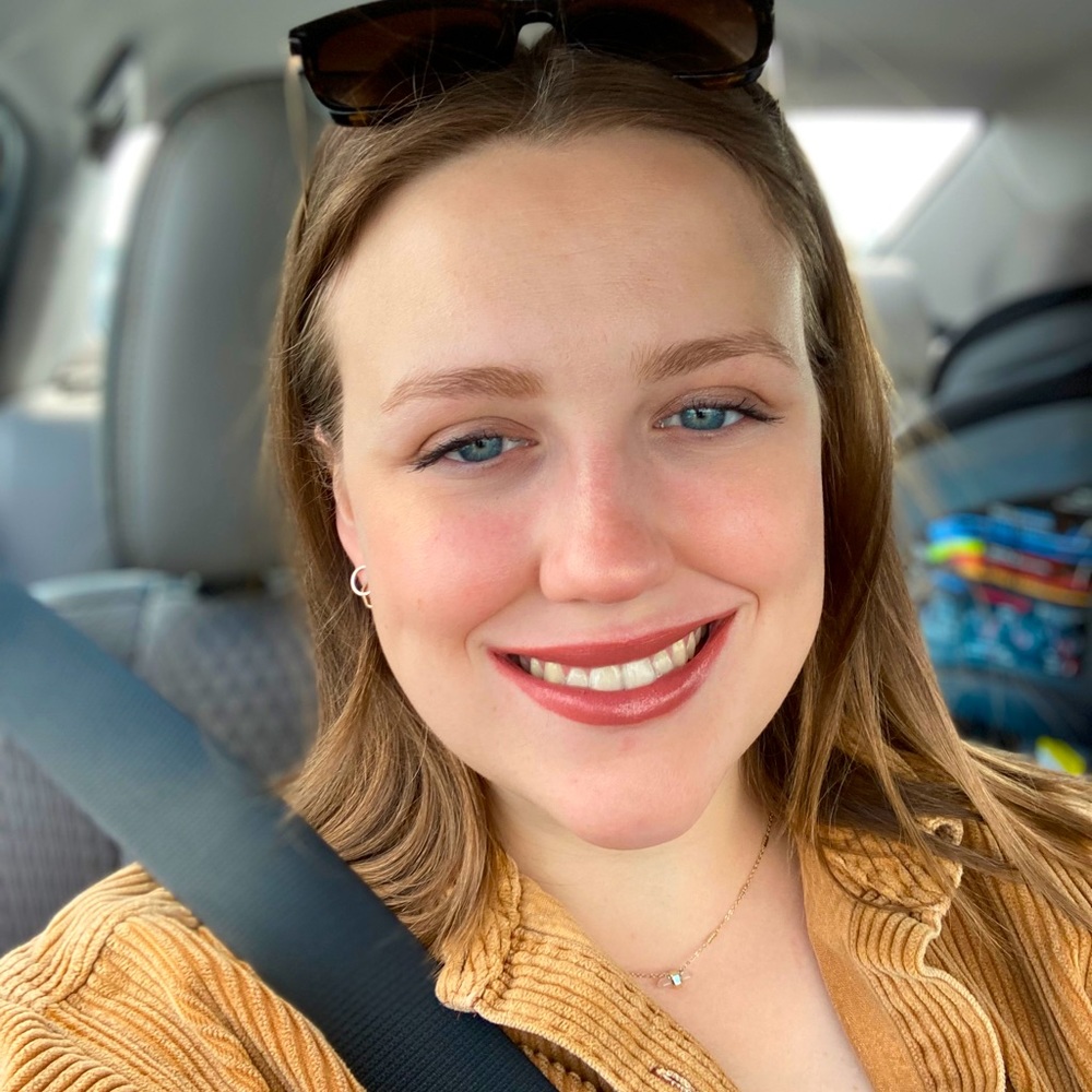 Meet your Posher, Emma